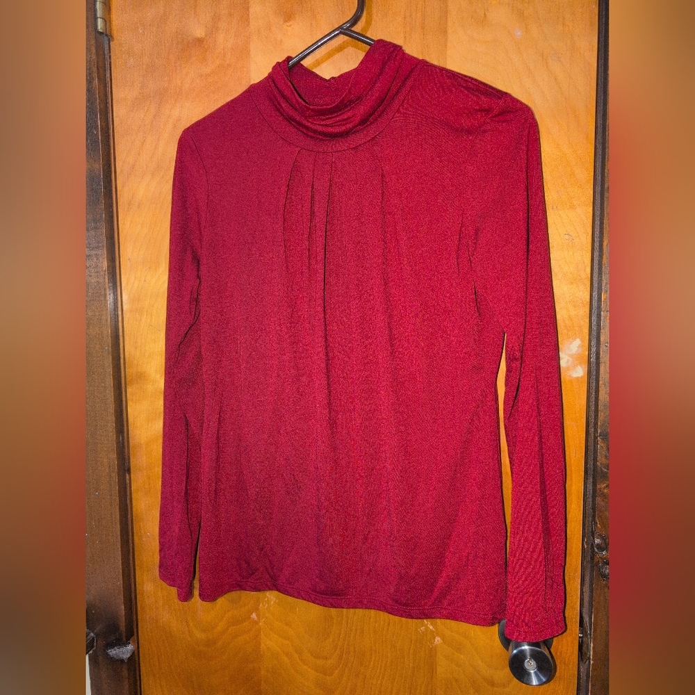 Sag Harbor Woman's Small Long Sleeve Shirt